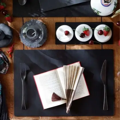 placemats-45x30-cm-single-piece-black-bull-3